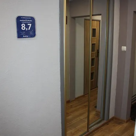 Monika Apartamento *
